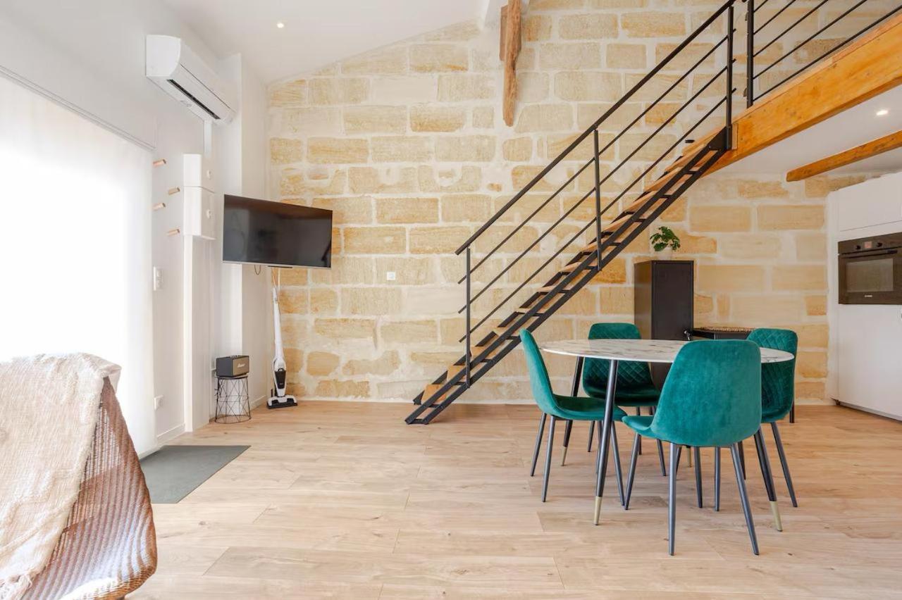 Guesthouse Les Maurins Saint-Sulpice-de-Faleyrens Eksteriør bilde